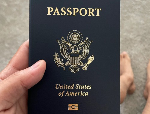 成都靠谱移民中介：三步锁定你的“出国搭子”